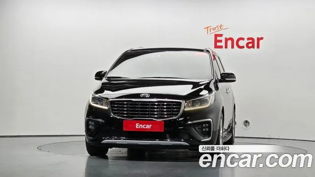Kia Carnival 2019 thumb 2
