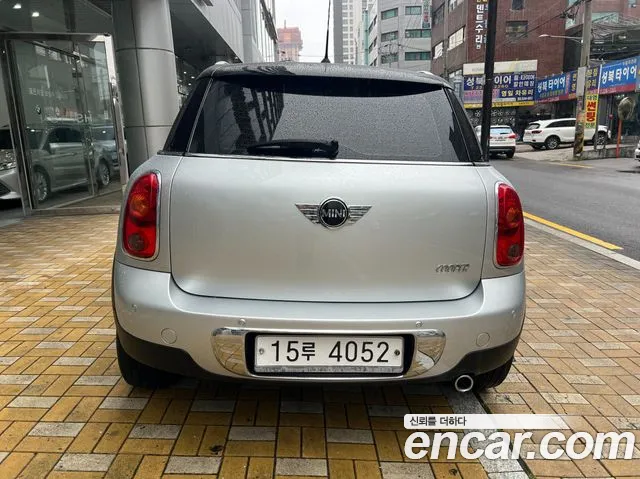 MINI Countryman 2011 thumb 3