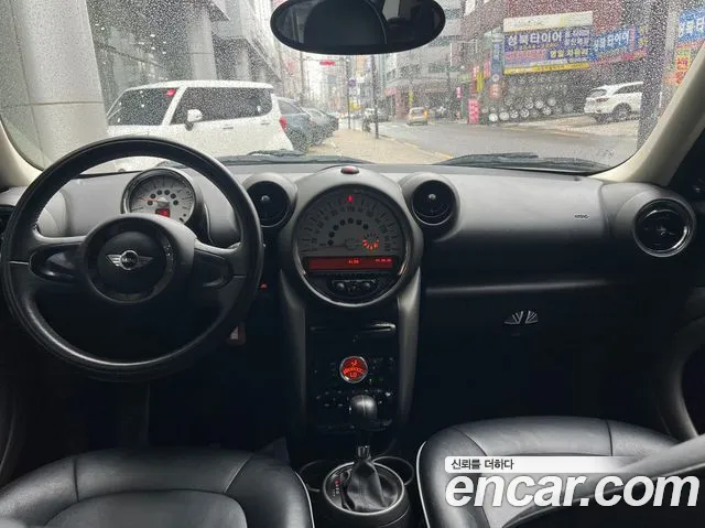 MINI Countryman 2011 thumb 7