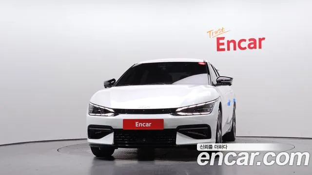 Kia EV6 2022 thumb 3