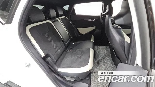 Kia EV6 2022 thumb 11