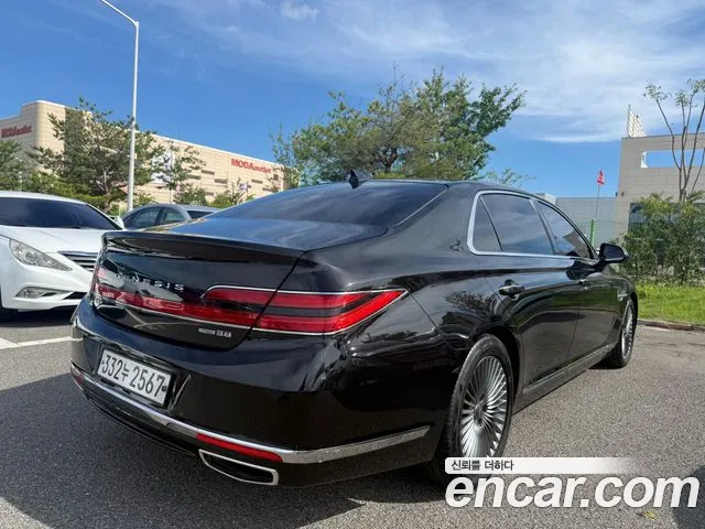 Genesis G90 2019 thumb 2