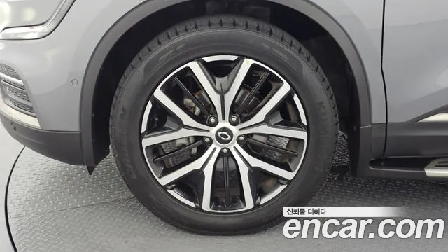 Renault-KoreaSamsung Koleos 2022 thumb 5