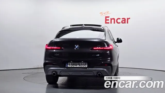 BMW X4 2020 thumb 3