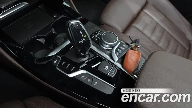 BMW X4 2020 thumb 8