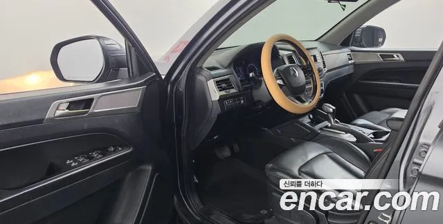 KG_Mobility_Ssangyong Rexton 2019 thumb 10