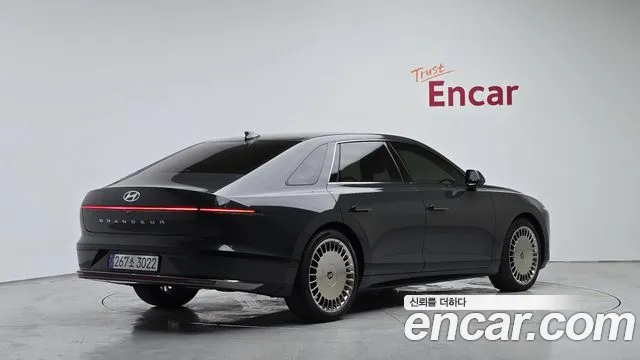 Hyundai Grandeur 2023 thumb 2