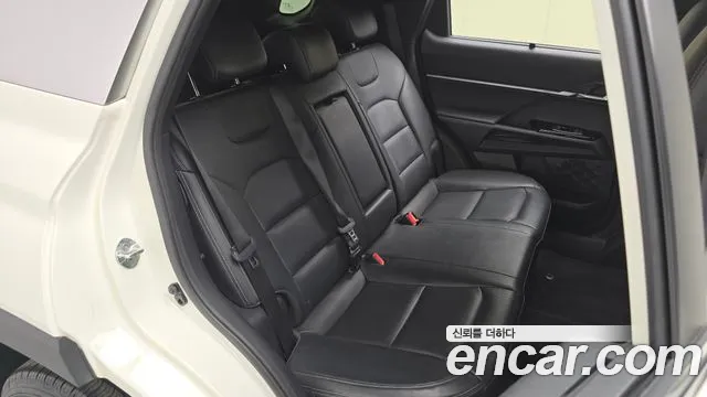 KG_Mobility_Ssangyong Torres 2022 thumb 12