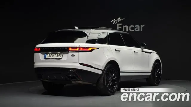 Land Rover Range Rover Velar 2021 thumb 2
