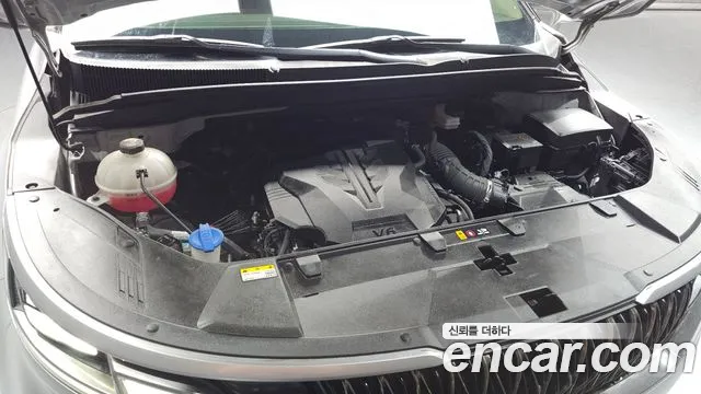 Kia Carnival 2022 thumb 6