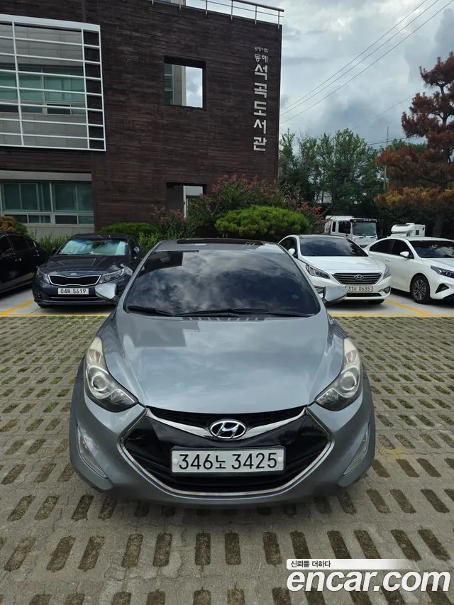 Hyundai Avante 2013 thumb 3