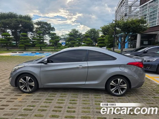 Hyundai Avante 2013 thumb 5
