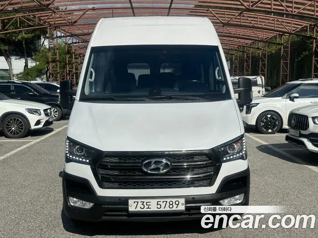 Hyundai Staria 2019 thumb 2