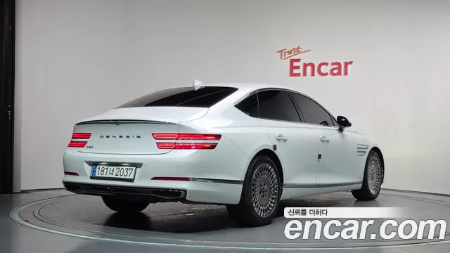 Genesis G80 2021 thumb 2