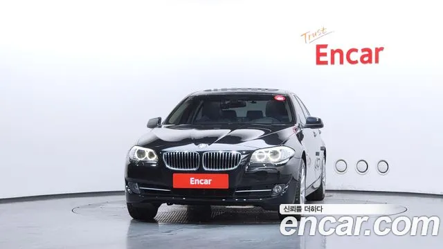 BMW 5-Series 2012 thumb 3