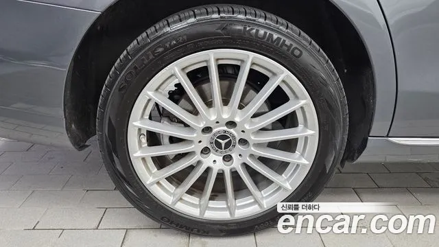 Mercedes-Benz E-Класс 2023 thumb 5