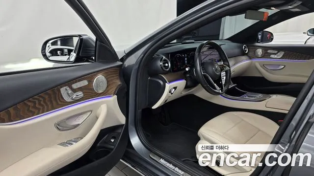 Mercedes-Benz E-Класс 2023 thumb 10