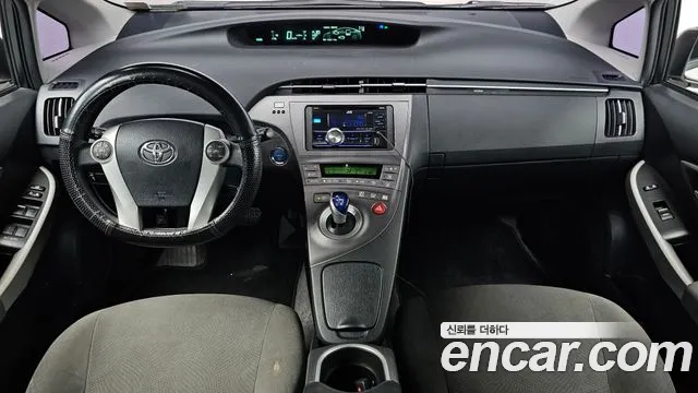Toyota Prius 2012 thumb 6