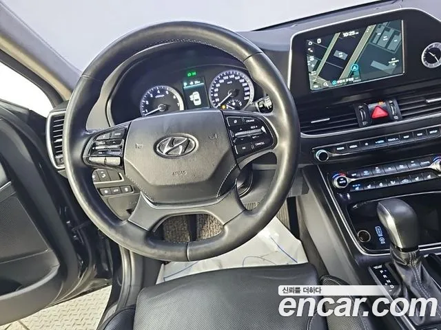 Hyundai Grandeur 2017 thumb 9