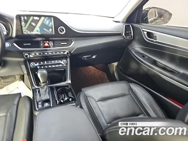 Hyundai Grandeur 2017 thumb 10