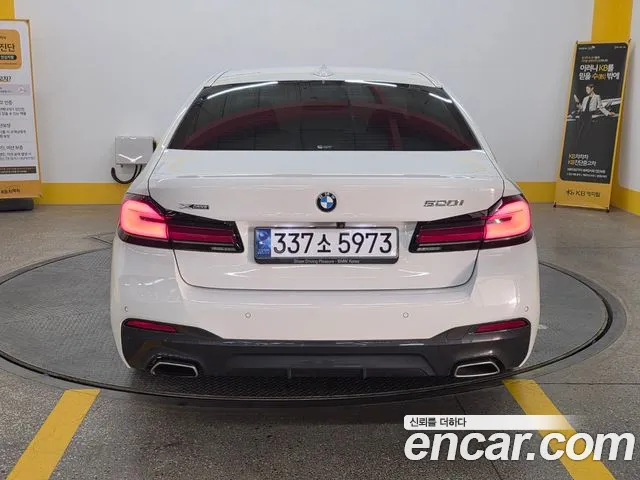 BMW 5-Series 2021 thumb 4
