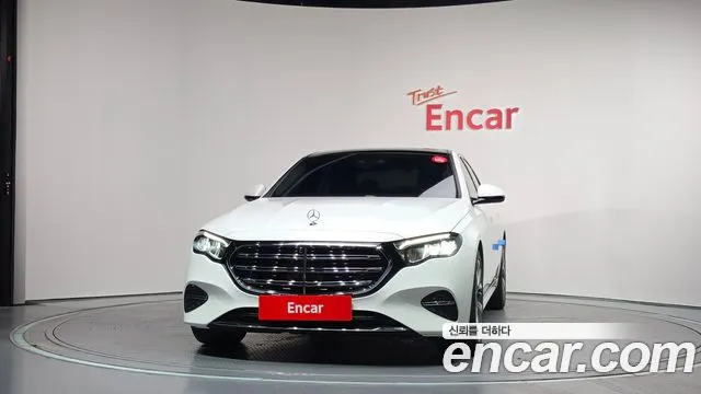 Mercedes-Benz E-Класс 2024 thumb 3