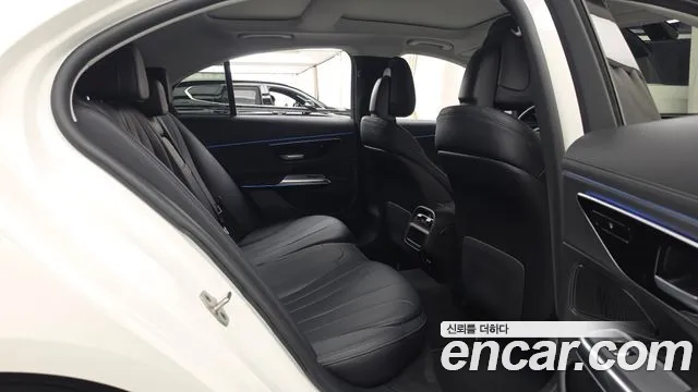 Mercedes-Benz E-Класс 2024 thumb 12