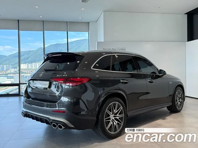 Mercedes-Benz GLC 2026 thumb 4