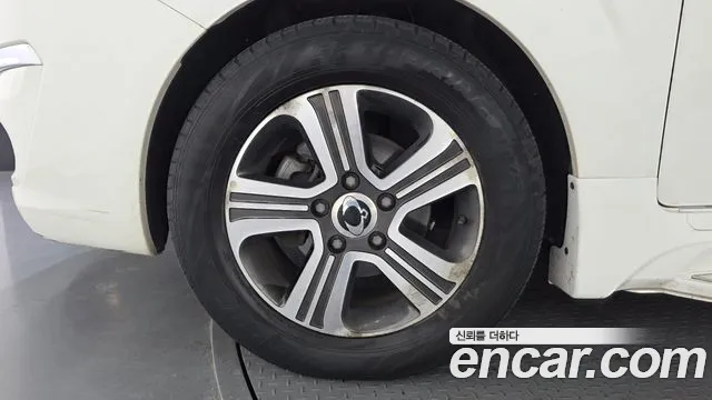 KG_Mobility_Ssangyong KORANDO 2014 thumb 5