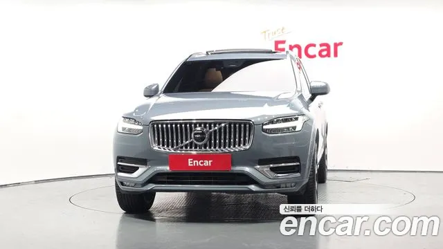 Volvo XC90 2023 thumb 3
