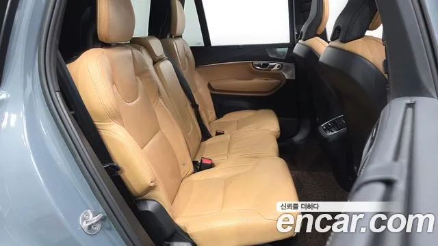 Volvo XC90 2023 thumb 12