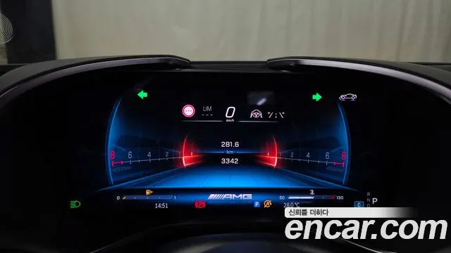 Mercedes-Benz AMG GT 2025 thumb 7