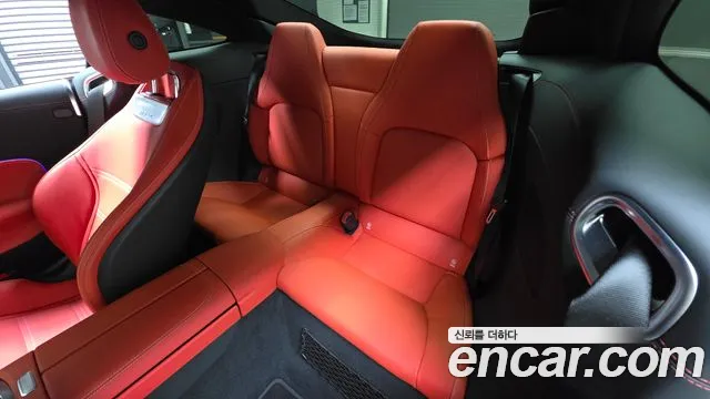 Mercedes-Benz AMG GT 2025 thumb 11