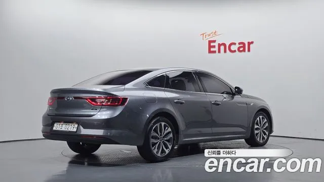 Renault-KoreaSamsung Megane 2016 thumb 2