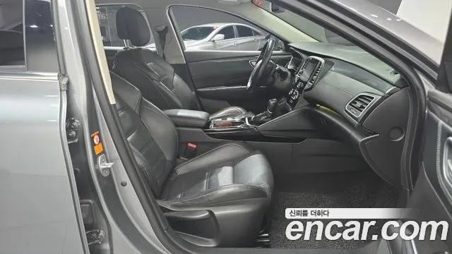 Renault-KoreaSamsung Megane 2016 thumb 10