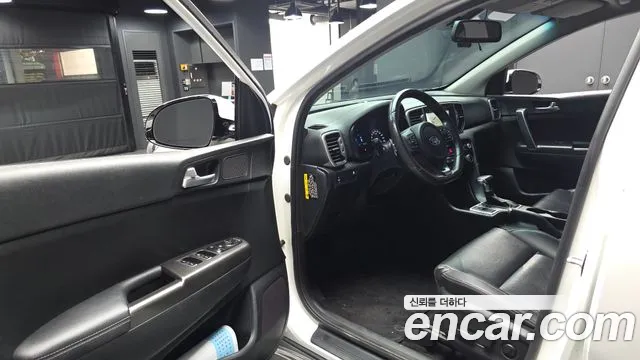 Kia Sportage 2016 thumb 10