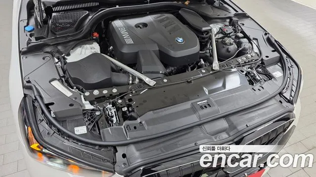 BMW 5-Series 2025 thumb 5