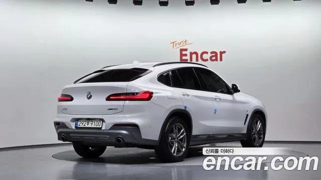 BMW X4 2021 thumb 2