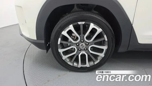 KG_Mobility_Ssangyong Torres 2022 thumb 5