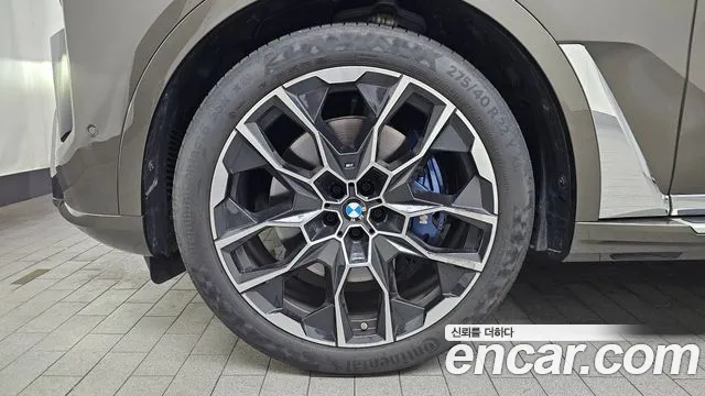 BMW X7 2024 thumb 4