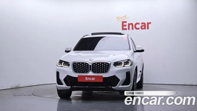 BMW X4 2022 thumb 3