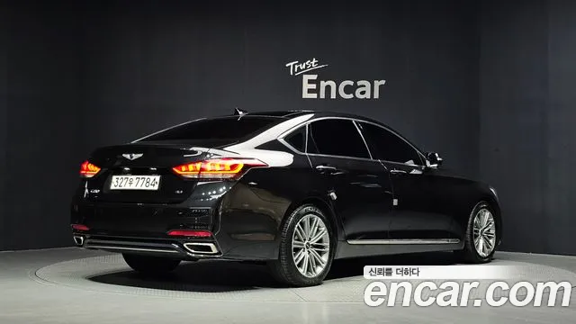 Genesis G80 2018 thumb 2