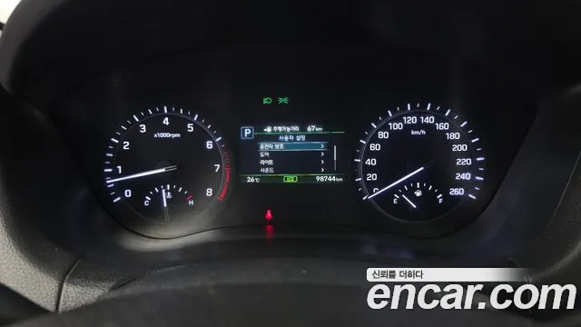 Genesis G80 2018 thumb 8