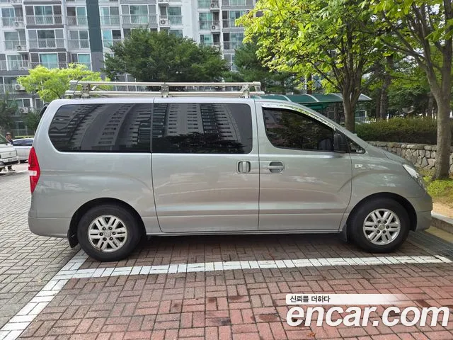 Hyundai Starex 2016 thumb 8
