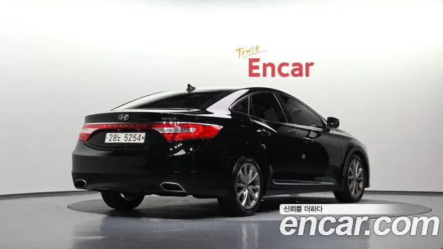 Hyundai Grandeur 2015 thumb 2