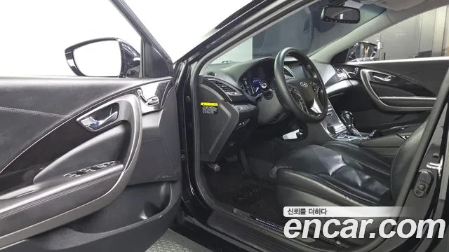 Hyundai Grandeur 2015 thumb 10