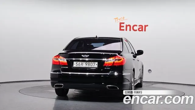 Hyundai Genesis 2011 thumb 4