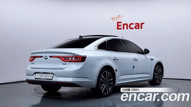 Renault-KoreaSamsung Megane 2017 thumb 2