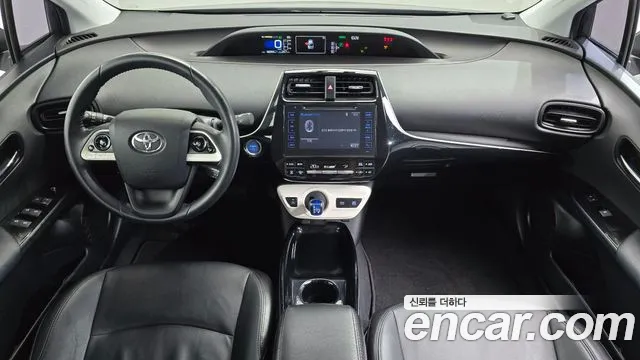 Toyota Prius 2017 thumb 7