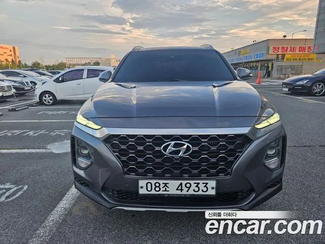 Hyundai Santa Fe 2018 thumb 3